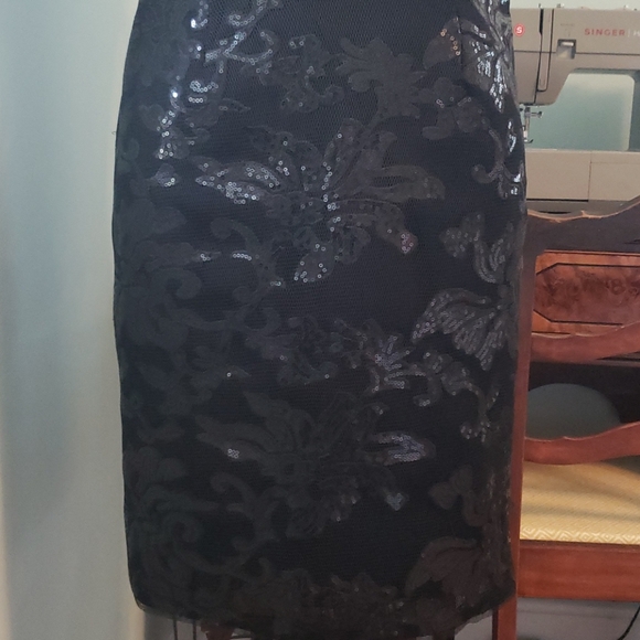 Little black (Sparkly) dress! - Picture 3 of 8